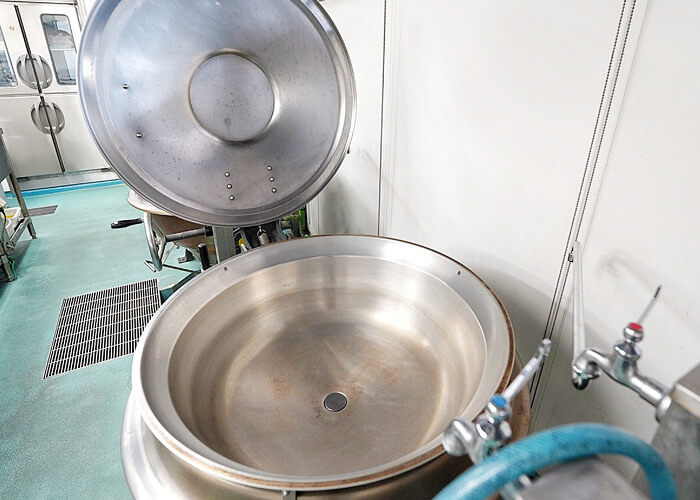 夏場の給食室でよくある厨房機器トラブルと現場でできる初期対応（後編：回転釜・ガス機器編）
